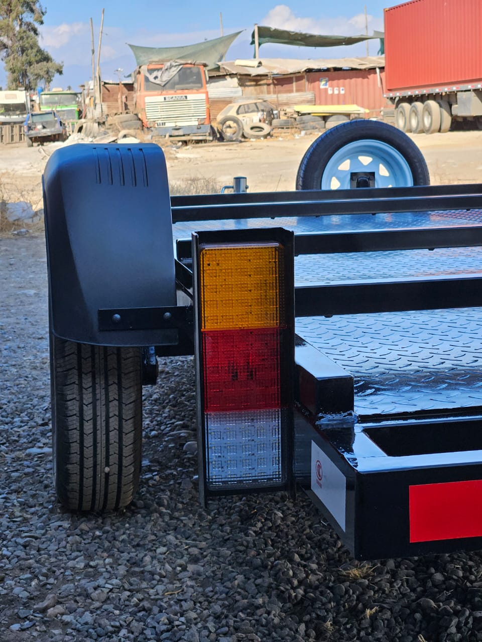 Carro de Arrastre Portabicicletas – Plataforma 3 × 2 m