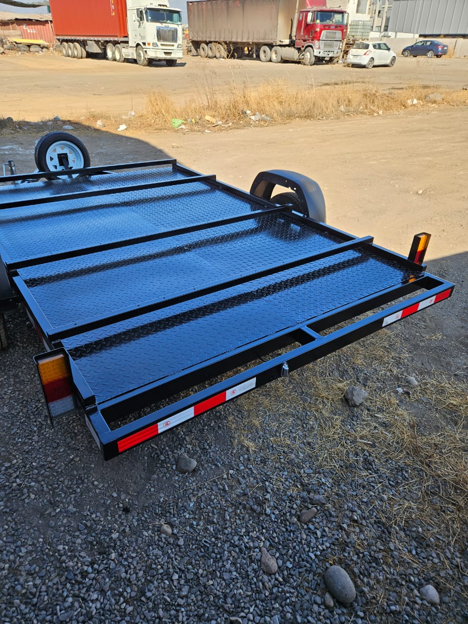 Carro de Arrastre Portabicicletas – Plataforma 3 × 2 m