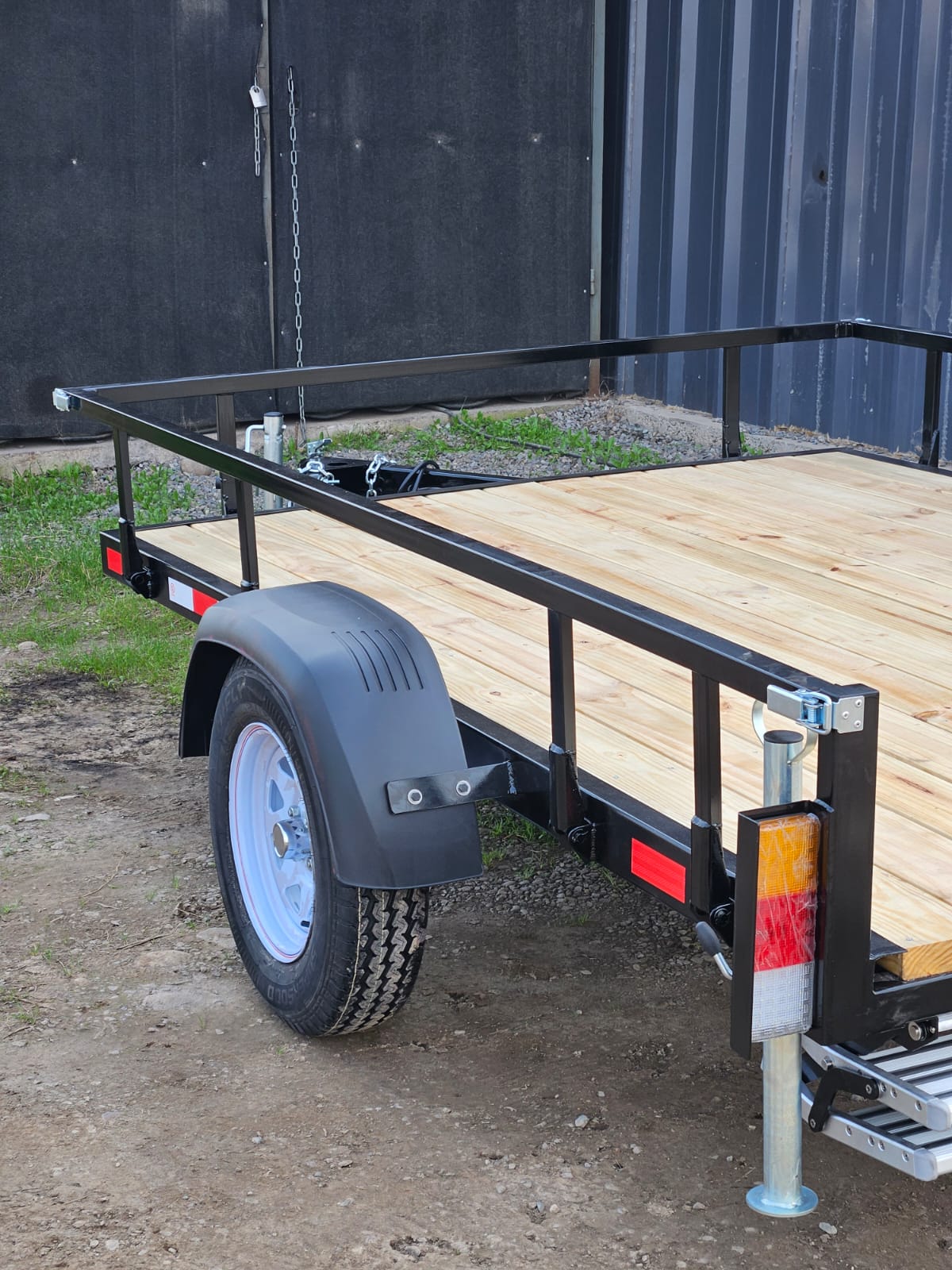 Carro de Arrastre 1.000 kg con Base de Madera – Plataforma 3 × 2 m
