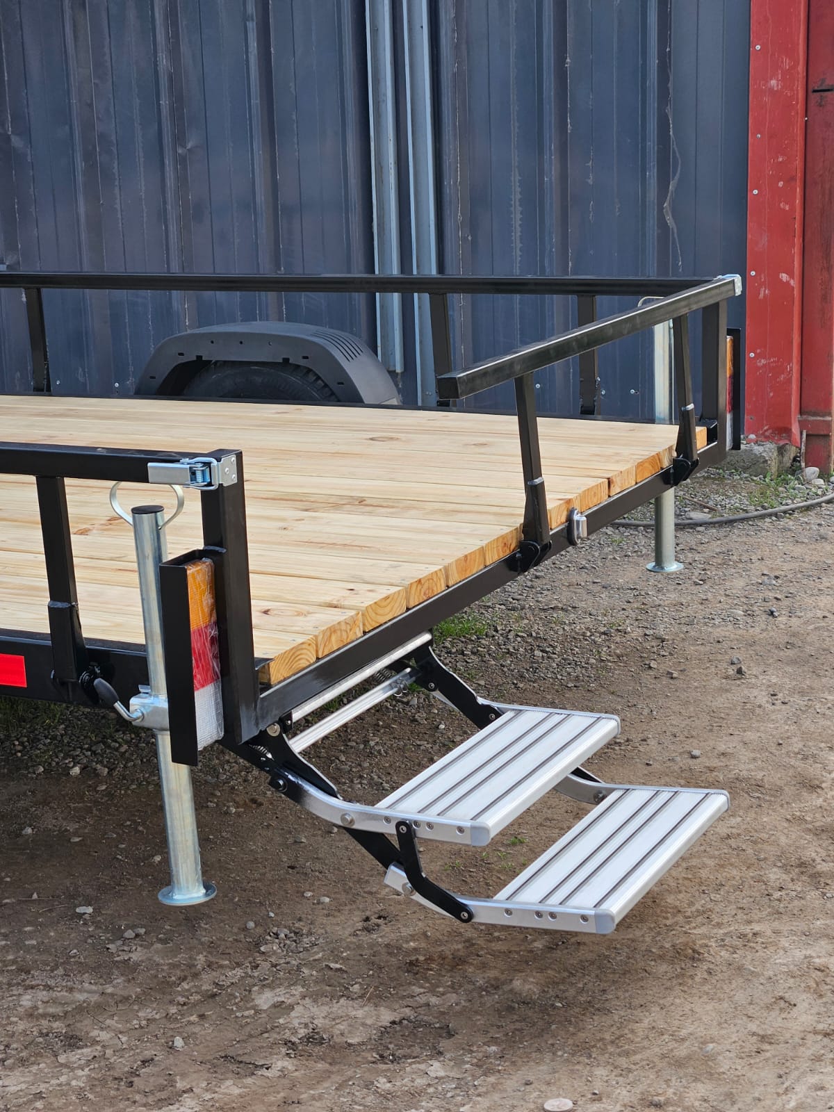 Carro de Arrastre 1.000 kg con Base de Madera – Plataforma 3 × 2 m