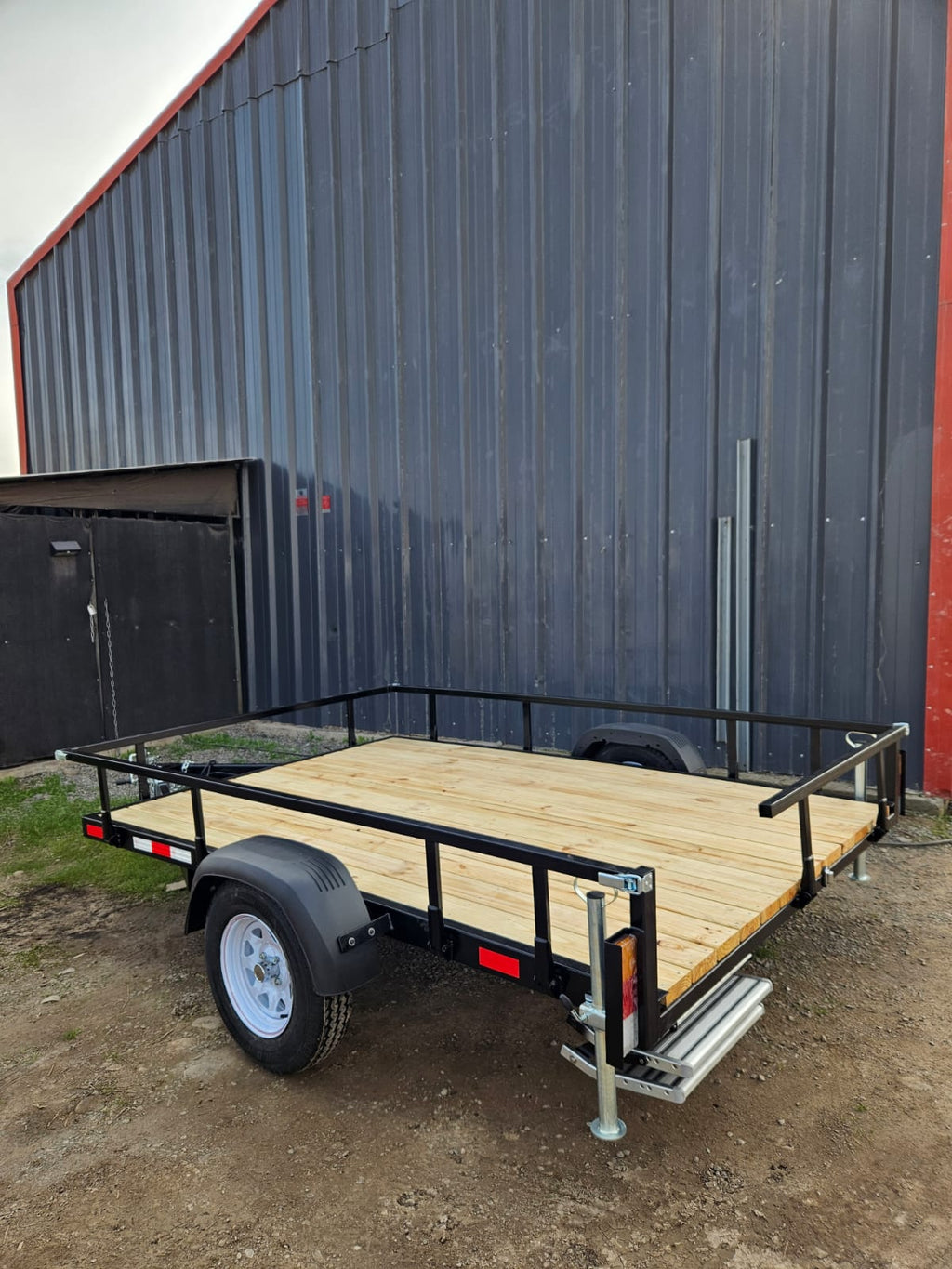Carro de Arrastre 1.000 kg con Base de Madera – Plataforma 3 × 2 m