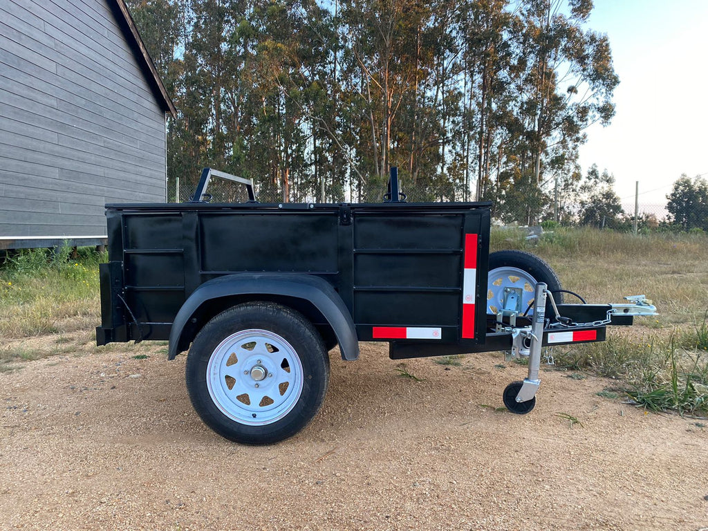 Carro de Arrastre Cerrado Multicarga 650 kg – Uso General