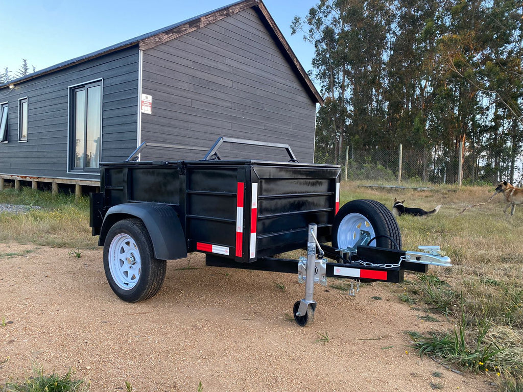 Carro de Arrastre Cerrado Multicarga 650 kg – Uso General