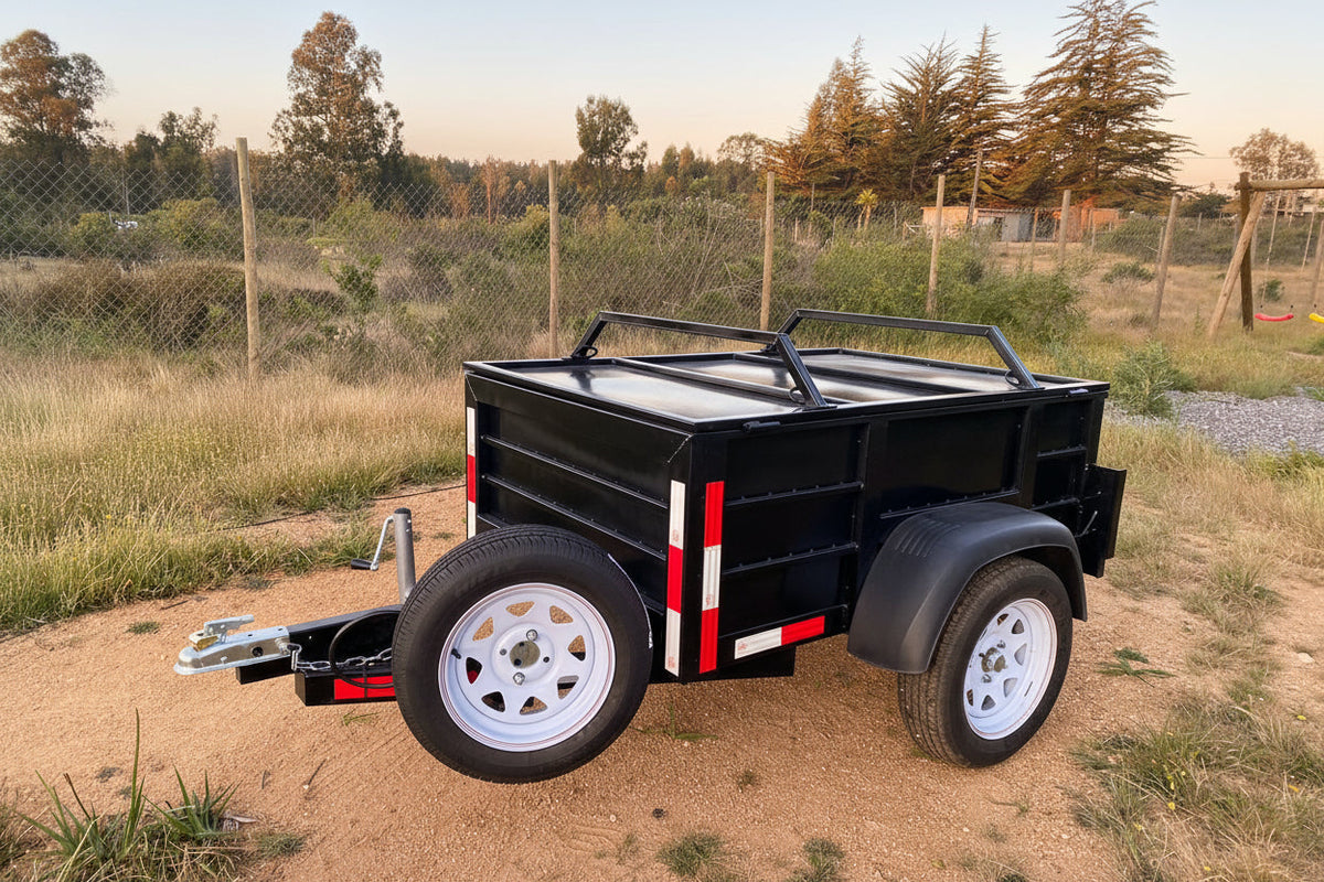 Carro de Arrastre Cerrado Multicarga 650 kg – Uso General