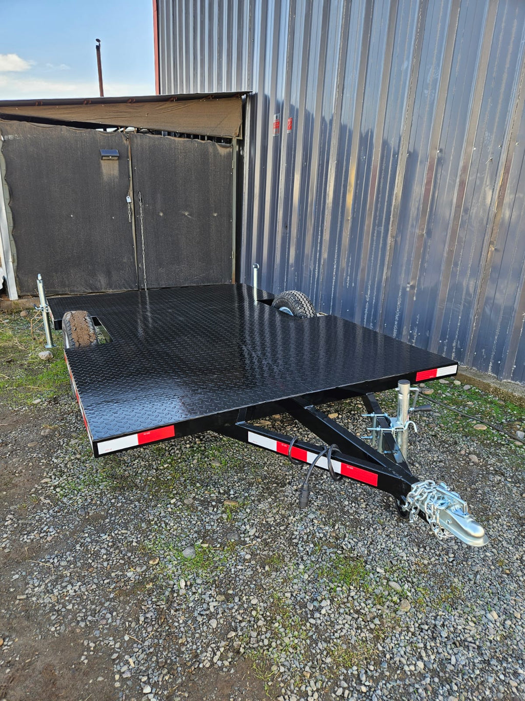 Carro de Arrastre Plano 1.000 kg – Plataforma Metálica 3 × 2 m